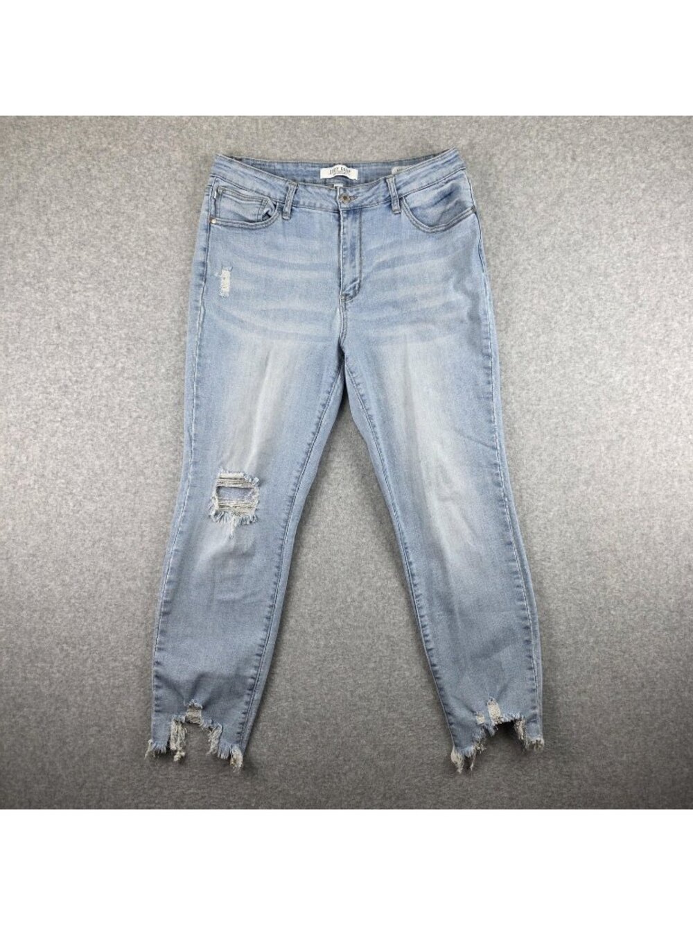 Judy Blue Jeans Womens 15/32 Boyfriend Light Wash Distressed Frayed Hem Stretch
